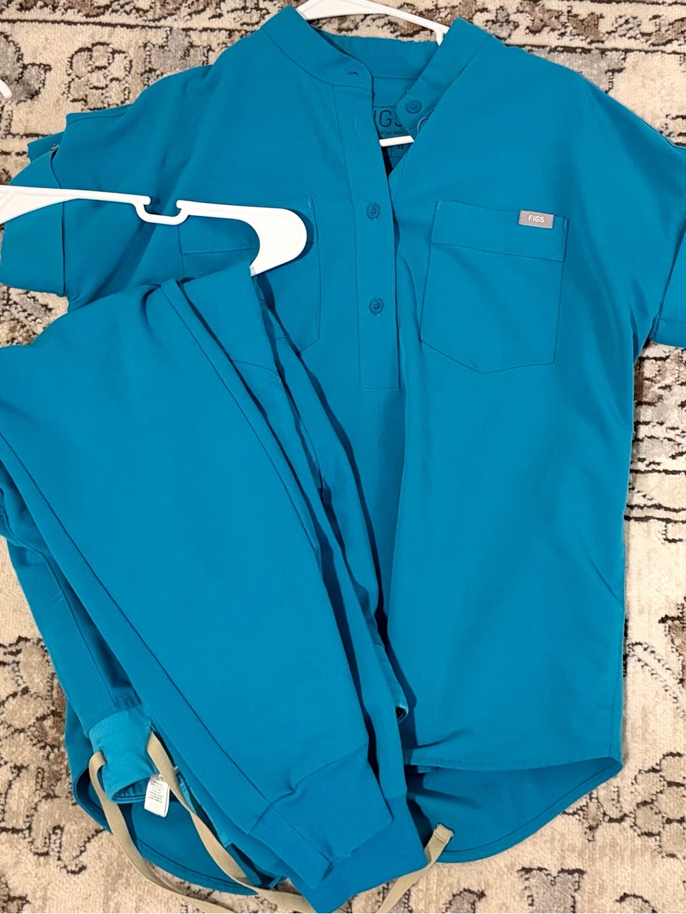 Figs Teal Blue Medical Scrub Set - XSTop & XSP joggers